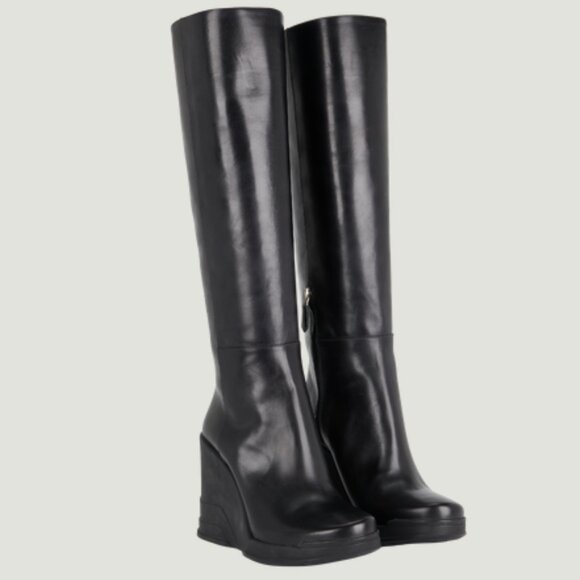 How. cool!!! Tall Prada boots, 35 - Picture 3 of 13